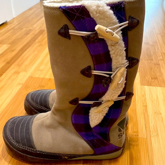 Sorel Shoes - Fun winter boots!  Sorel